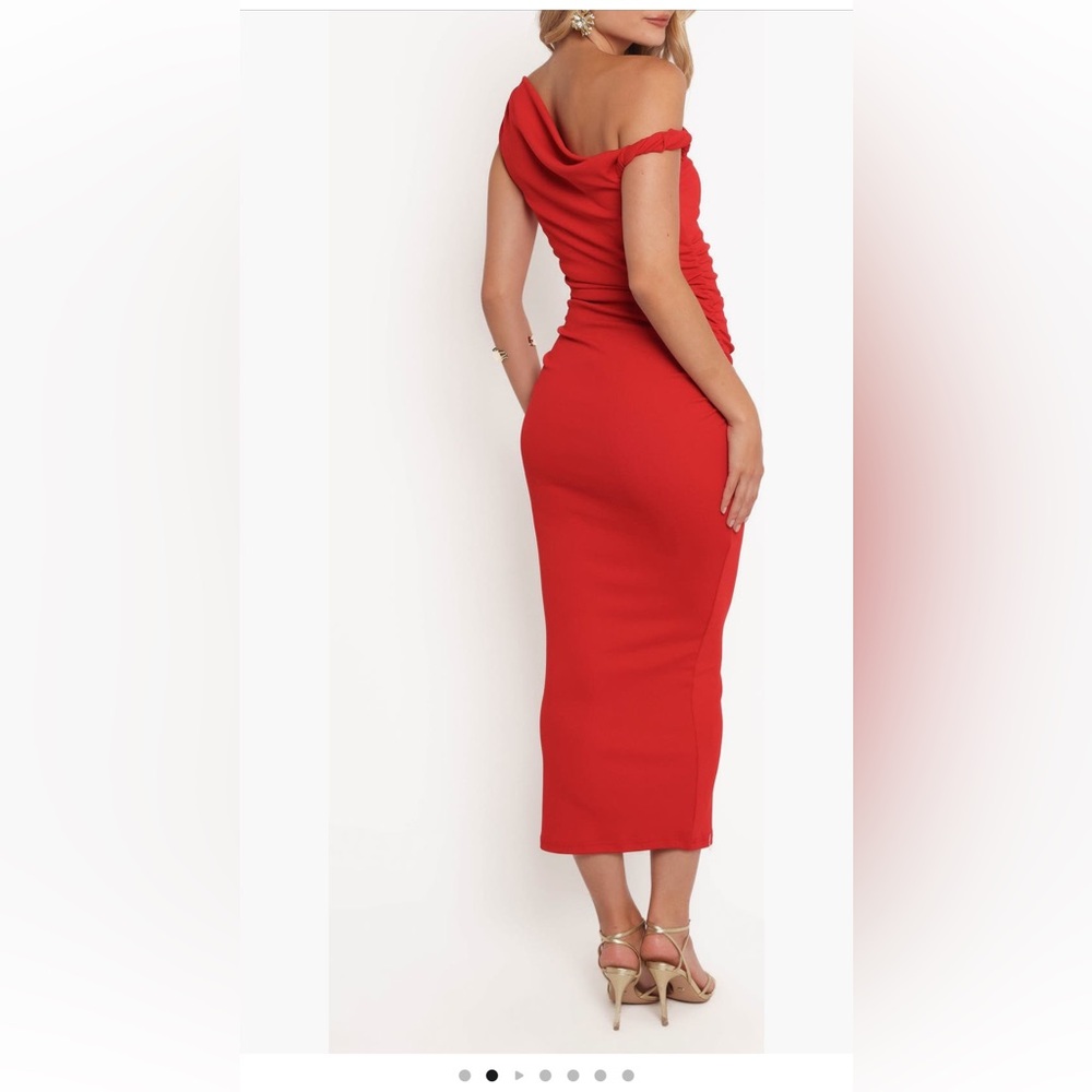 Petal & Pup Red Ruched Maxi Dress - Picture 2 of 6